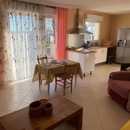 Vue Magnifique Hauteur Apartment *